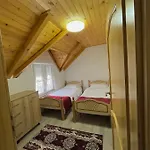 Gezim Selimaj Apartment Valbone